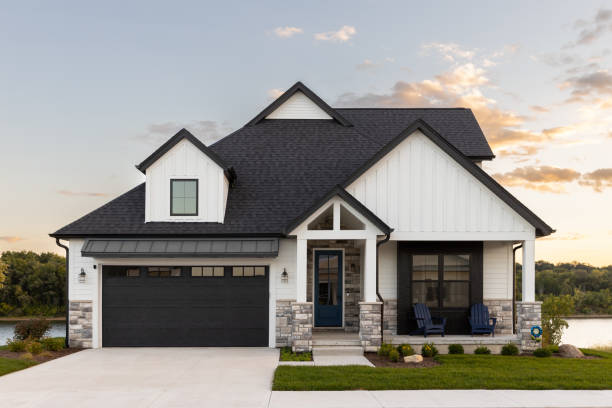 Best Roof Maintenance and Cleaning  in Harristown, IL